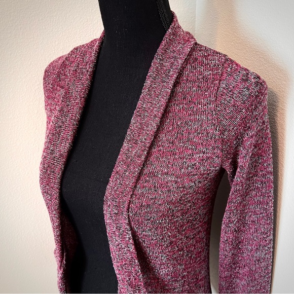 • Kirra Magenta & Gray Marbled Knit Open Cardigan • - Picture 2 of 7